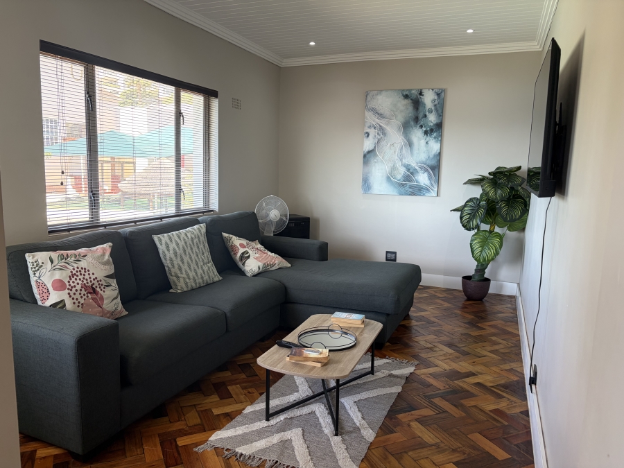 To Let 2 Bedroom Property for Rent in Sea Point Western Cape
